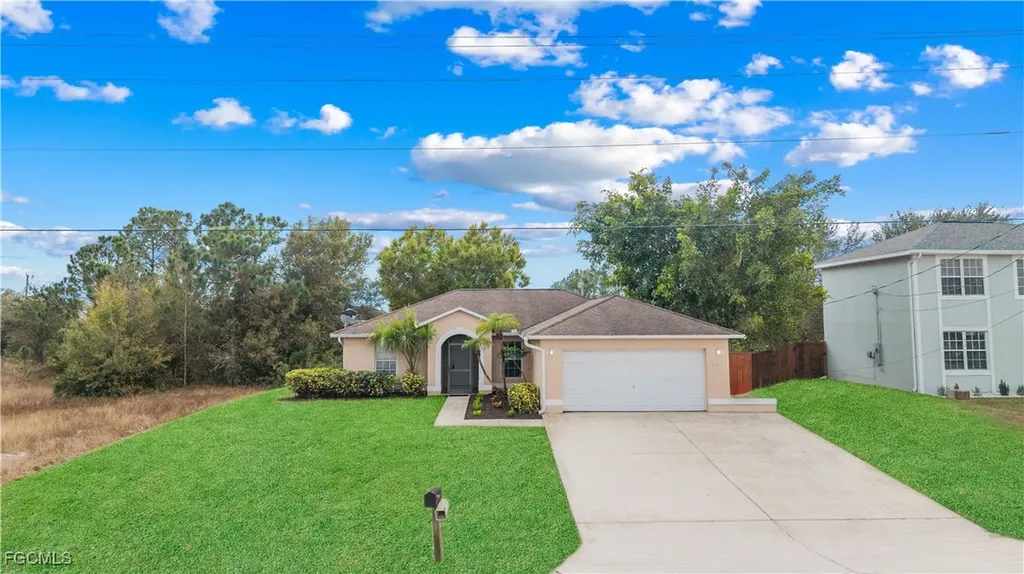 2511 23rd Street SW Lehigh Acres FL 33976
