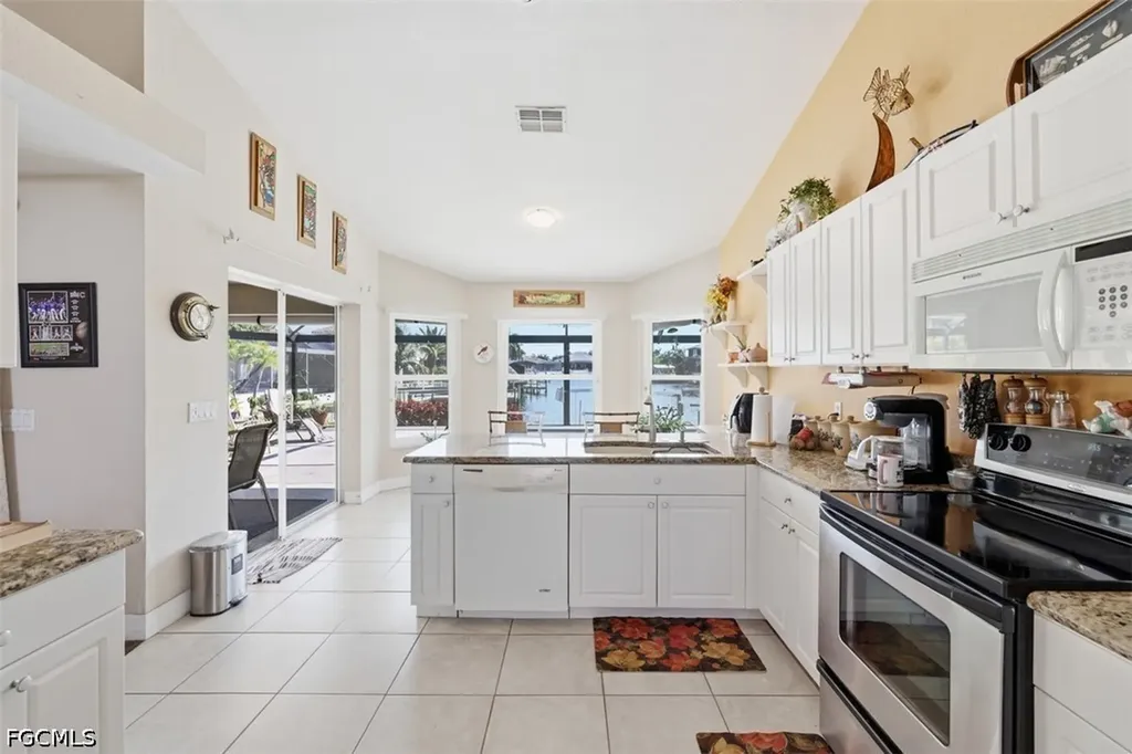 2508 SW 25th Street Cape Coral FL 33904