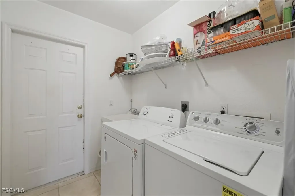 2508 SW 25th Street Cape Coral FL 33904