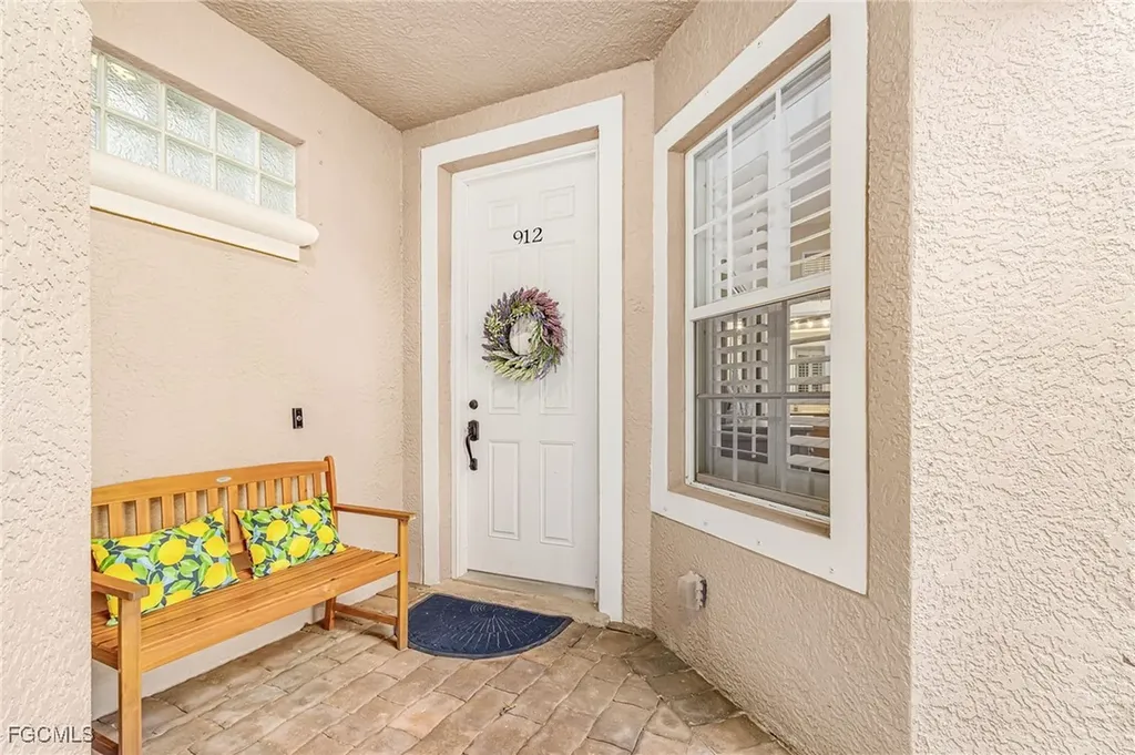 9180 Spanish Moss Way Bonita Springs FL 34135