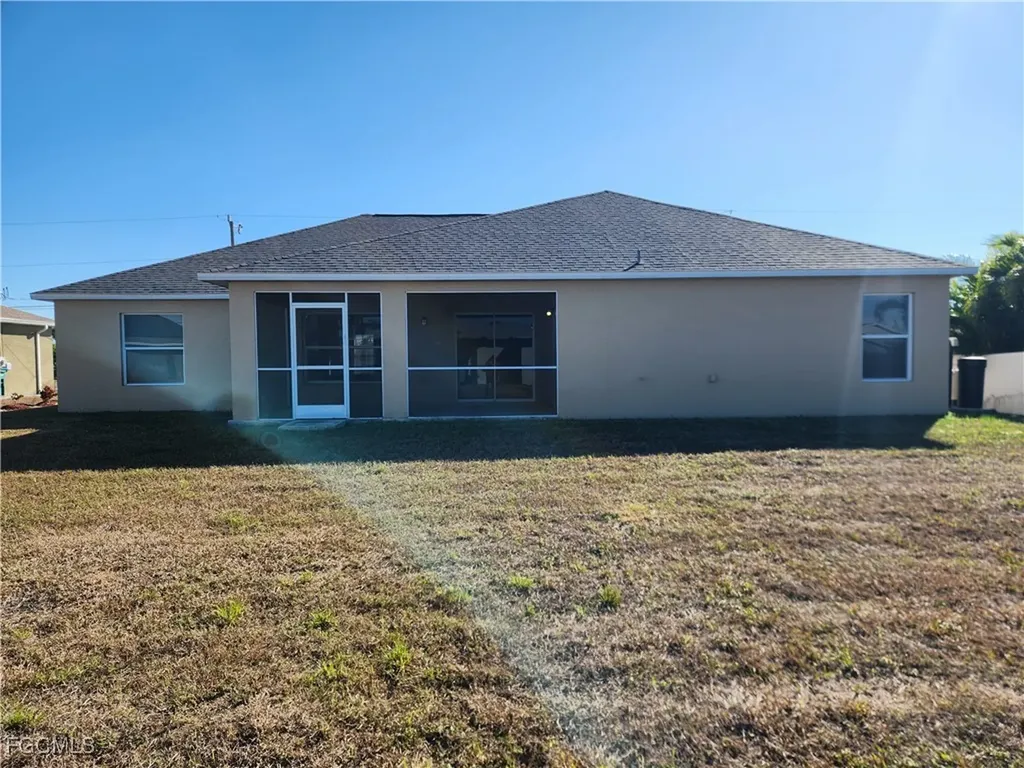 2513 NW 28th Street Cape Coral FL 33993