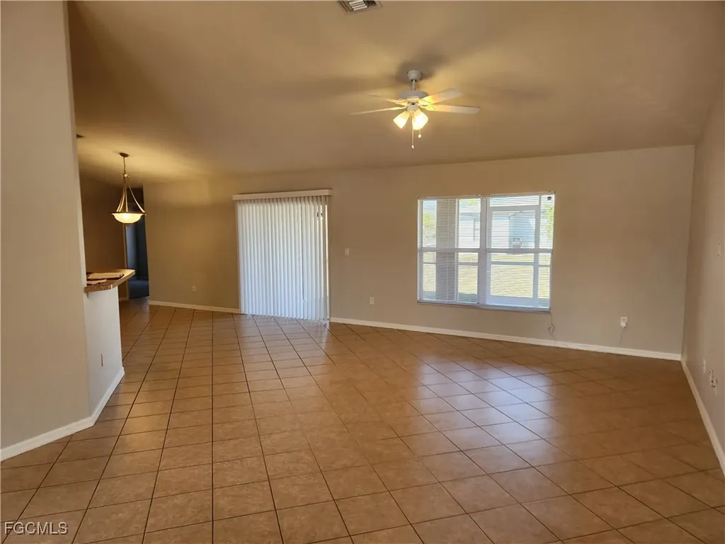 2513 NW 28th Street Cape Coral FL 33993