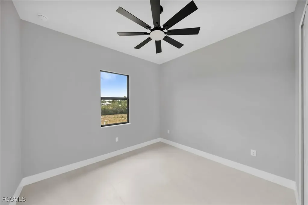 1002 Kanuga Street E Lehigh Acres FL 33974