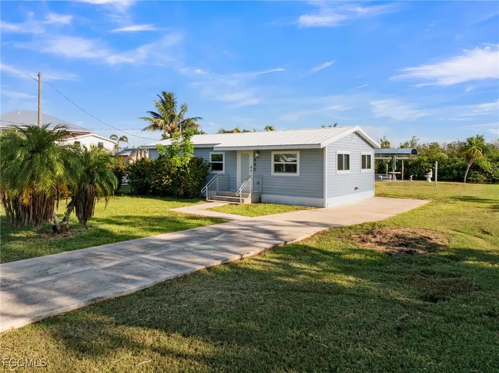 2880 8th Avenue St. James City FL 33956