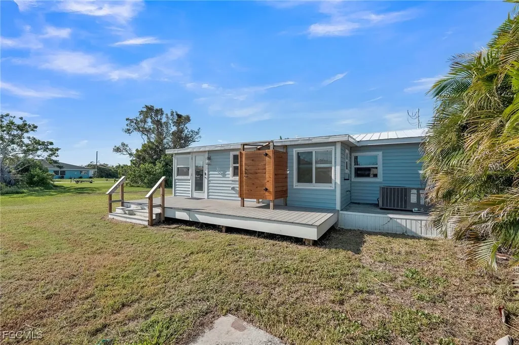 2880 8th Avenue St. James City FL 33956