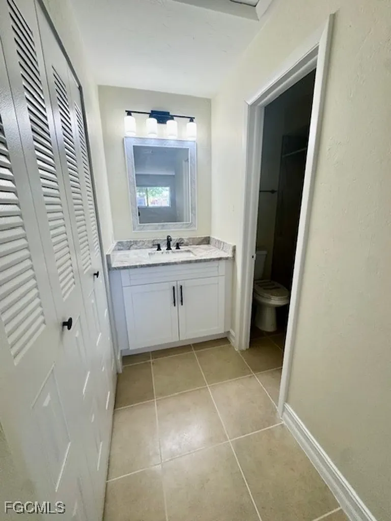 9313 Lennex Lane Fort Myers FL 33919