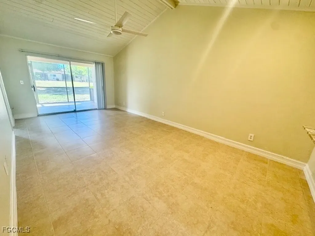 9313 Lennex Lane Fort Myers FL 33919