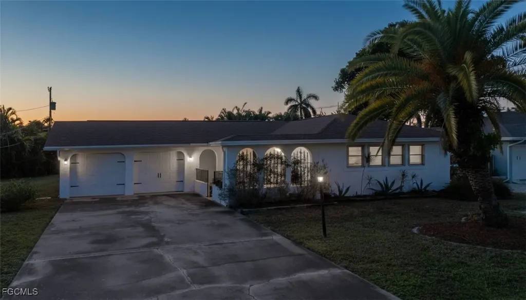 532 SE 36th Street Cape Coral FL 33904