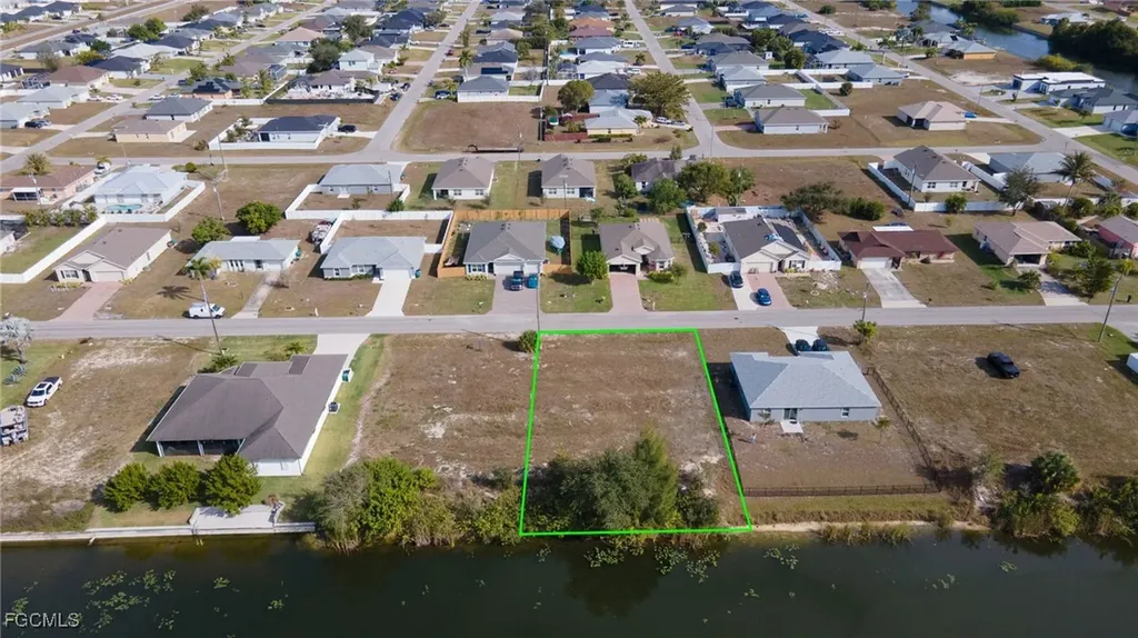 624 NW 3rd Avenue Cape Coral FL 33993