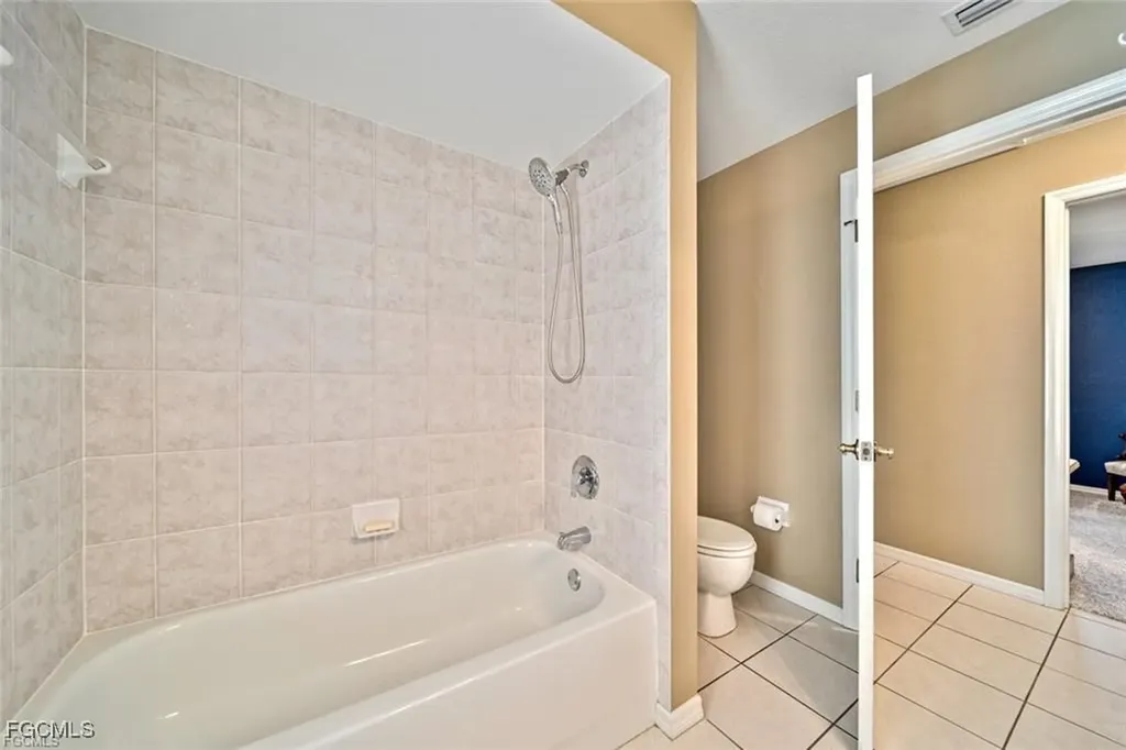 22 SE 13th Avenue Cape Coral FL 33990