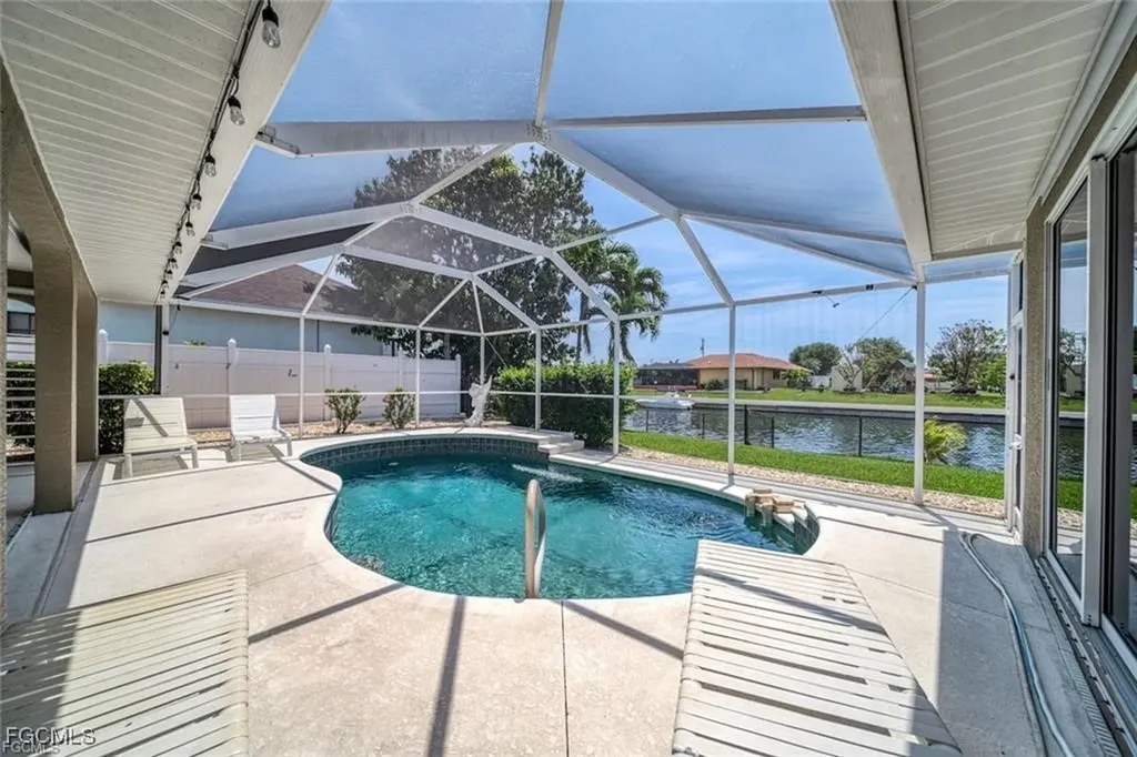 22 SE 13th Avenue Cape Coral FL 33990