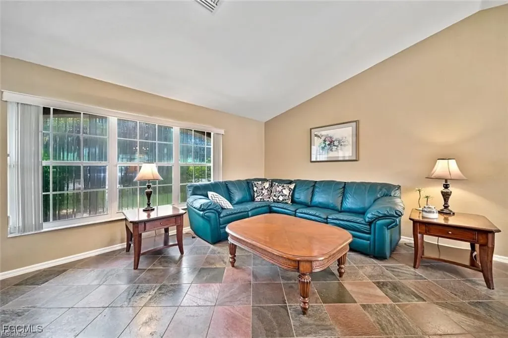 22 SE 13th Avenue Cape Coral FL 33990