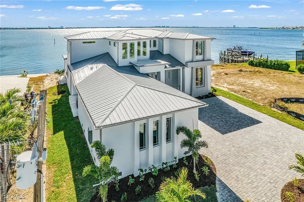 606 Coral Drive Cape Coral FL 33904