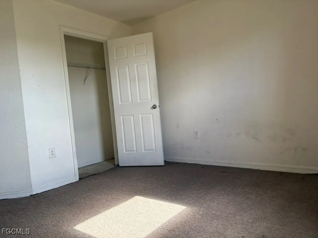 3505 15th Street SW Lehigh Acres FL 33976