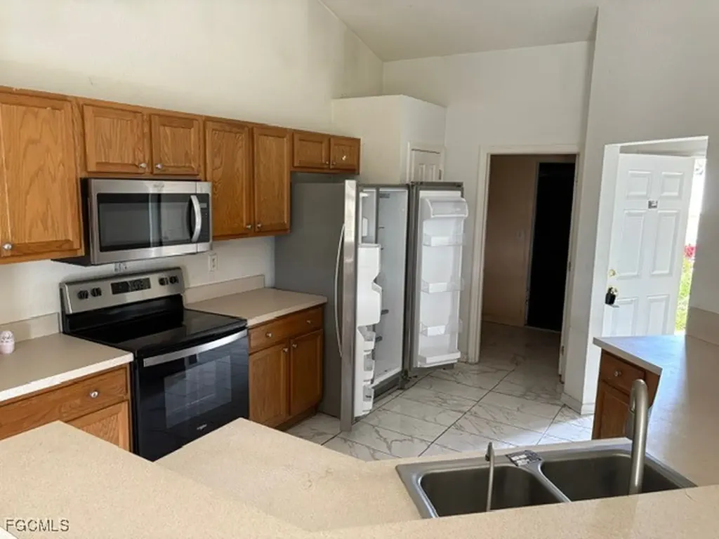 3505 15th Street SW Lehigh Acres FL 33976