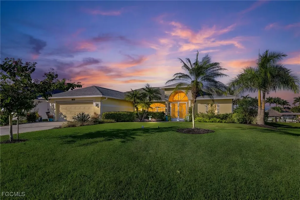 2815 SW 37th Terrace Cape Coral FL 33914