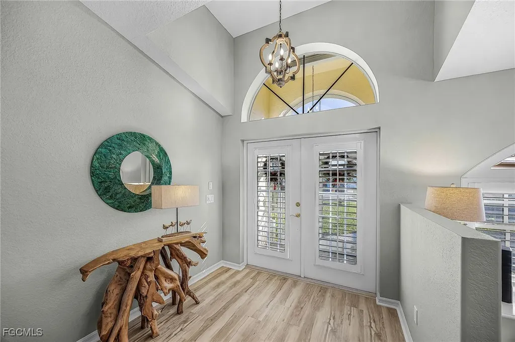 2815 SW 37th Terrace Cape Coral FL 33914