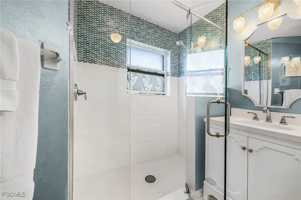 2815 SW 37th Terrace Cape Coral FL 33914