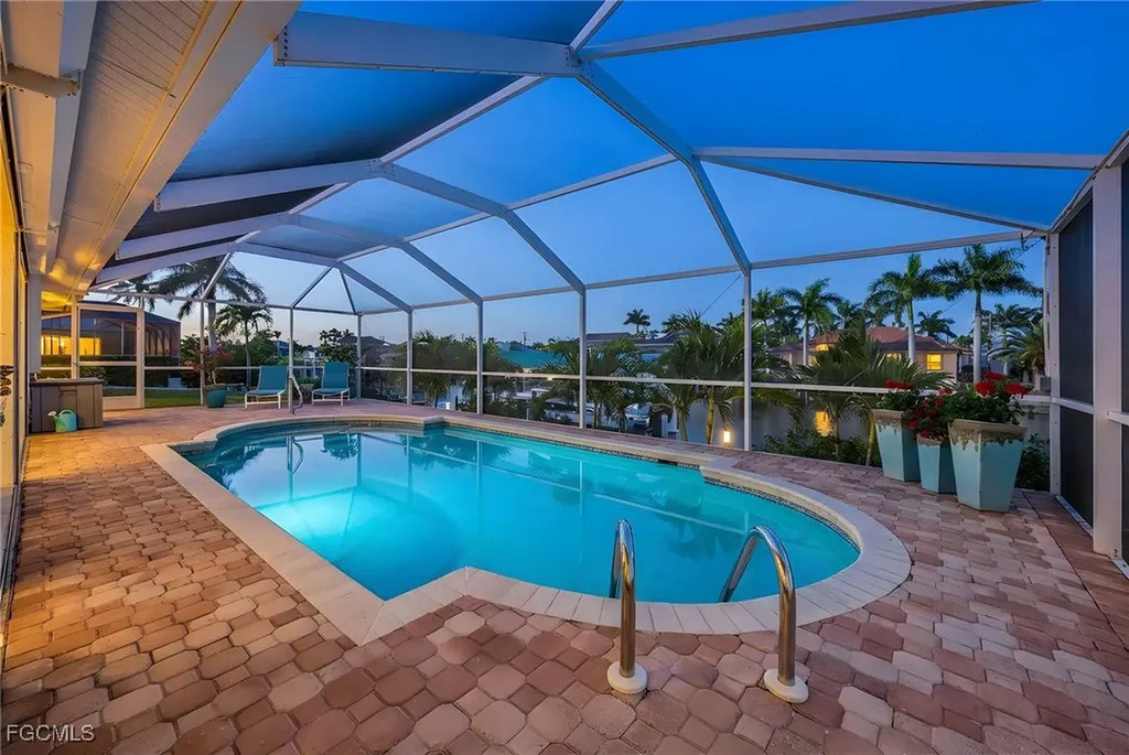 2815 SW 37th Terrace Cape Coral FL 33914