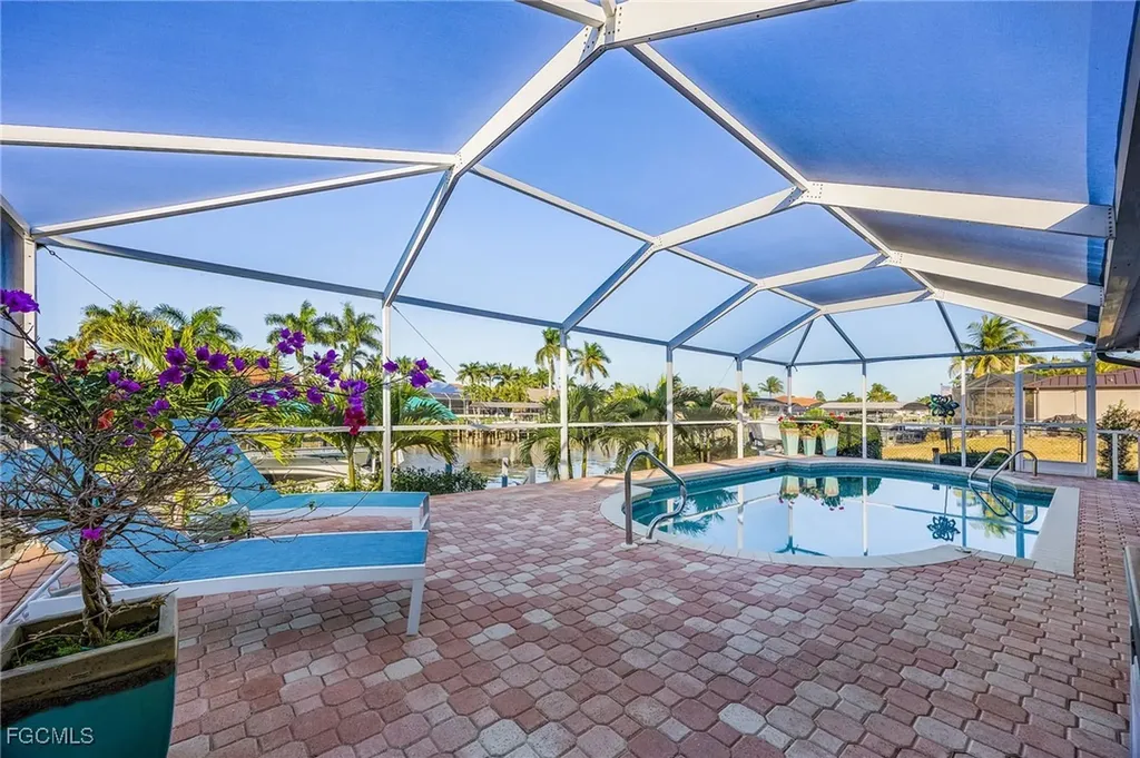 2815 SW 37th Terrace Cape Coral FL 33914