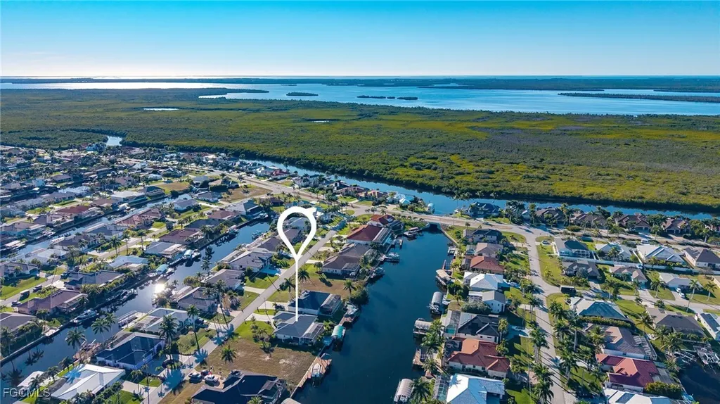 2815 SW 37th Terrace Cape Coral FL 33914