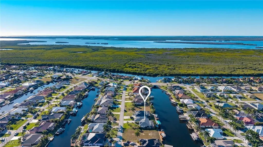 2815 SW 37th Terrace Cape Coral FL 33914