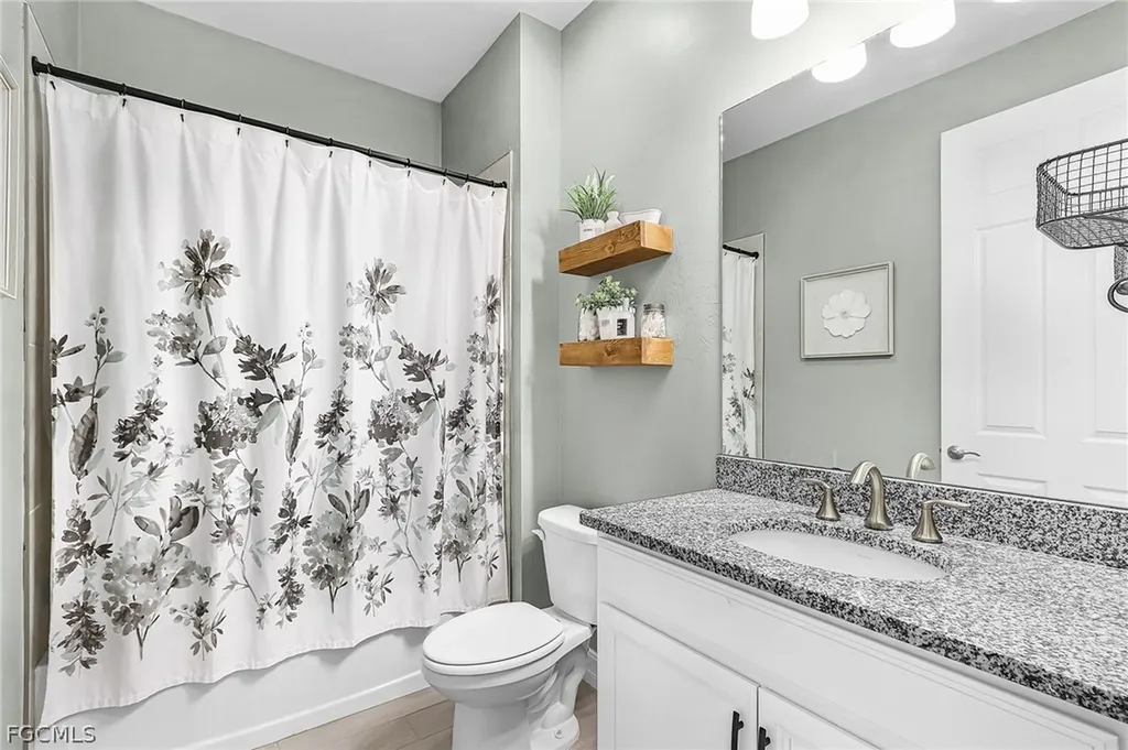 1814 SW 16th Terrace Cape Coral FL 33991