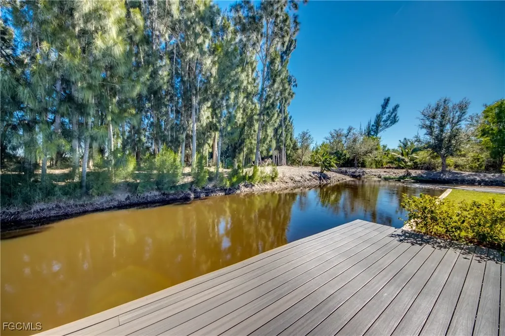 7020 Drum Drive St. James City FL 33956