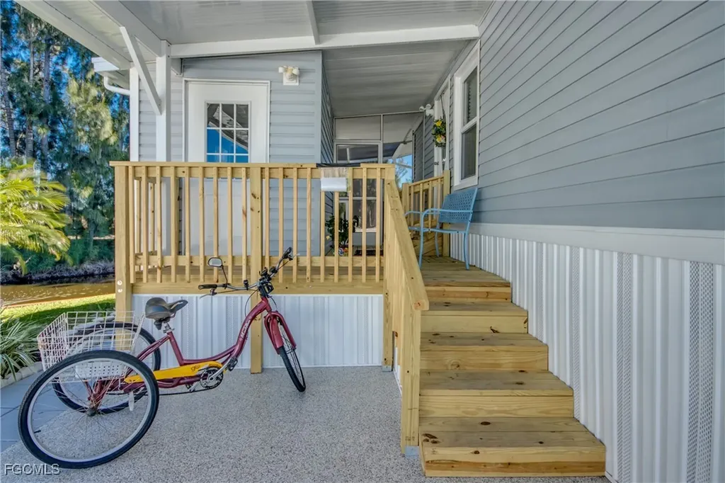 7020 Drum Drive St. James City FL 33956