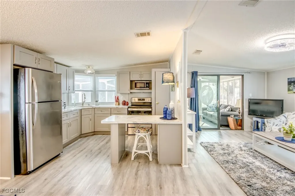 7020 Drum Drive St. James City FL 33956