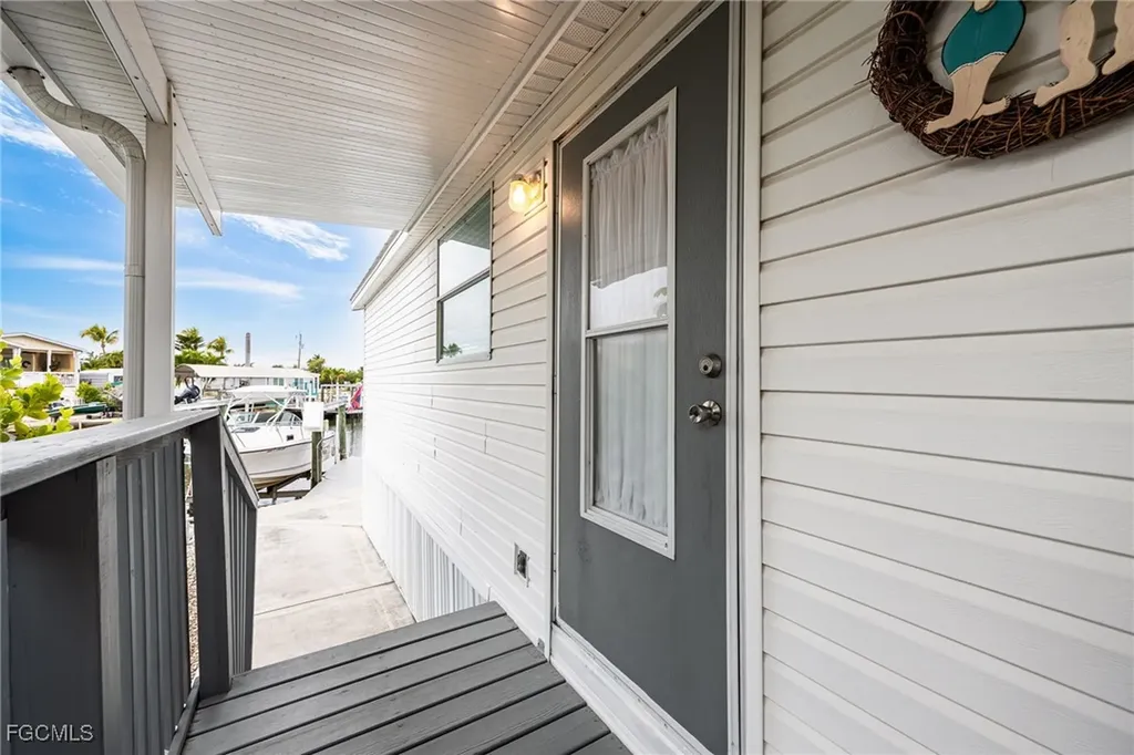 3811 Blueberry Lane St. James City FL 33956