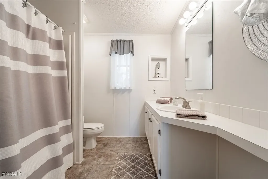 3811 Blueberry Lane St. James City FL 33956