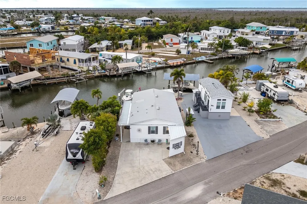 3811 Blueberry Lane St. James City FL 33956