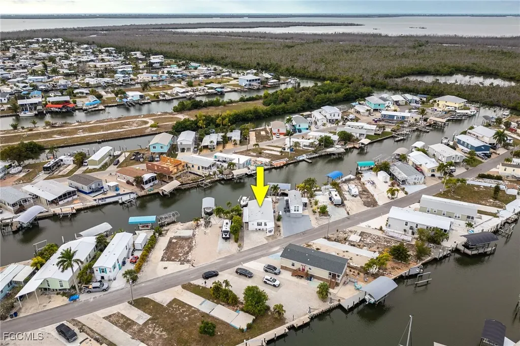 3811 Blueberry Lane St. James City FL 33956