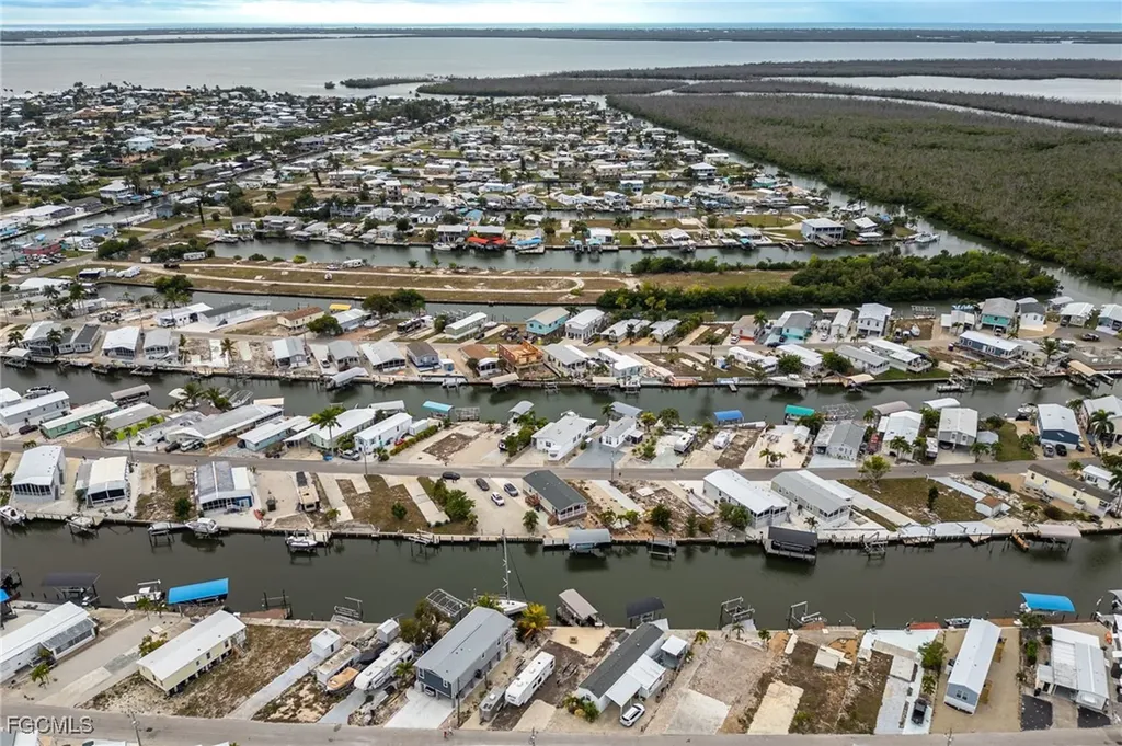 3811 Blueberry Lane St. James City FL 33956