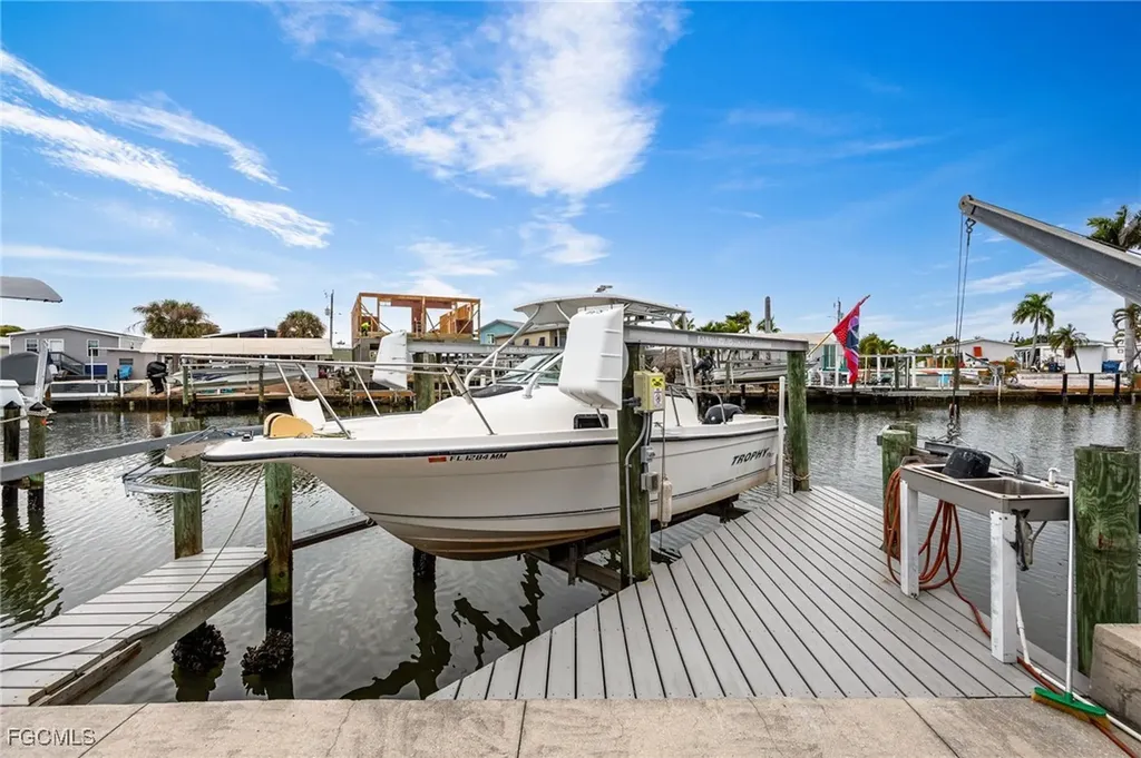 3811 Blueberry Lane St. James City FL 33956