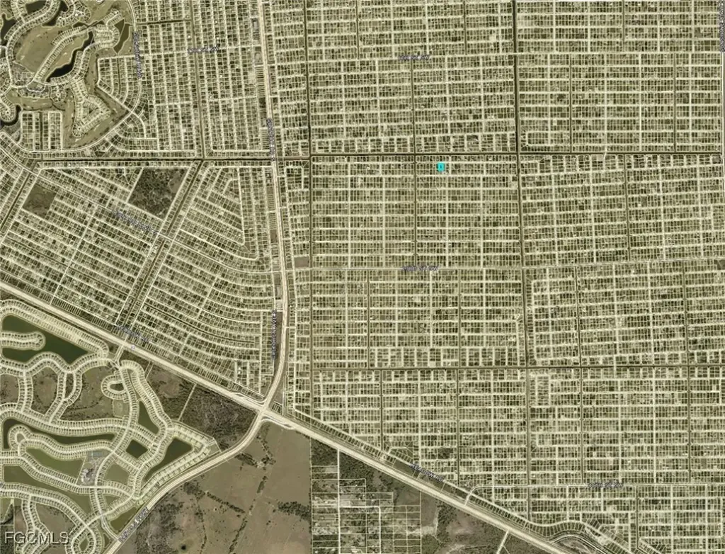 3905 15th Street SW Lehigh Acres FL 33976