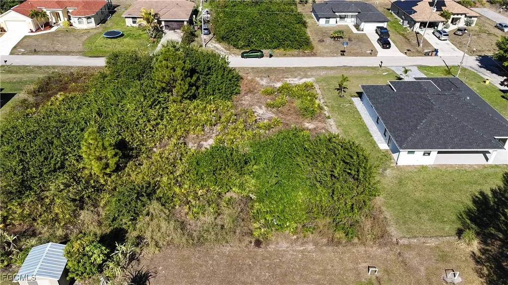 3905 15th Street SW Lehigh Acres FL 33976
