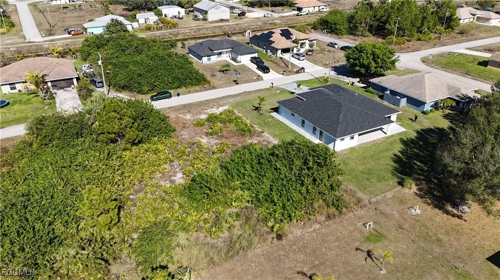 3905 15th Street SW Lehigh Acres FL 33976
