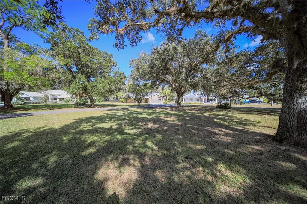 1250 Riverbend Drive Labelle FL 33935