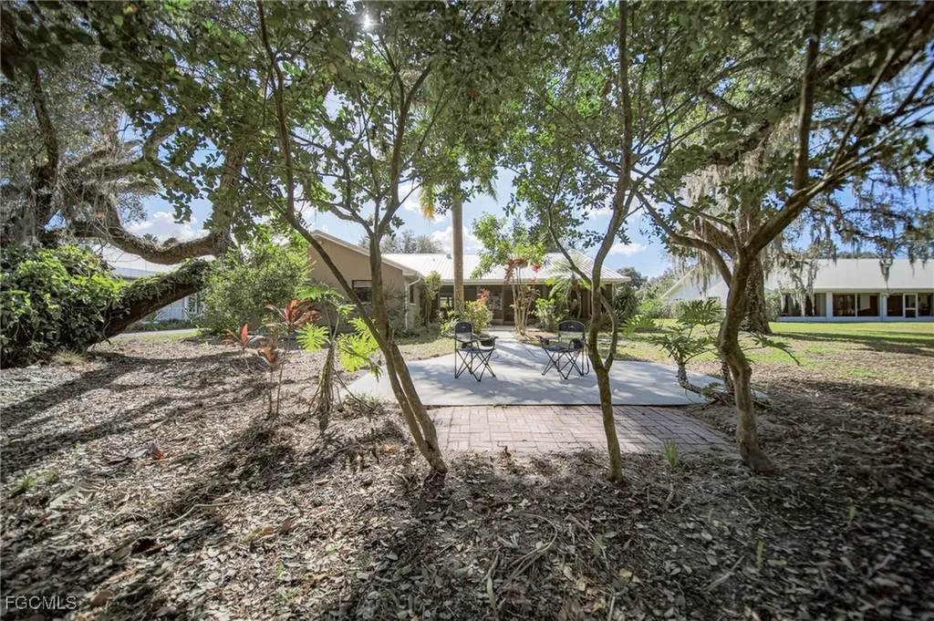1250 Riverbend Drive Labelle FL 33935