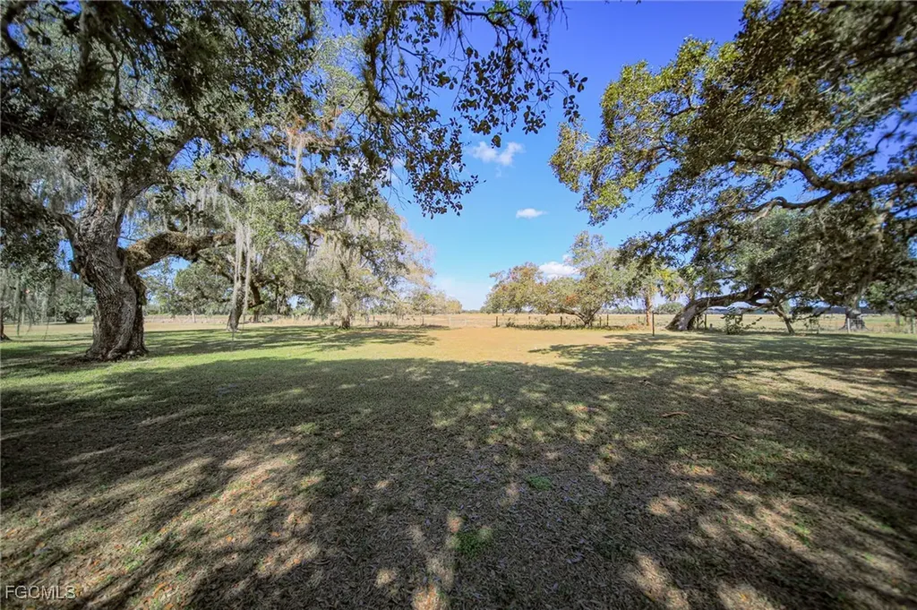 1250 Riverbend Drive Labelle FL 33935