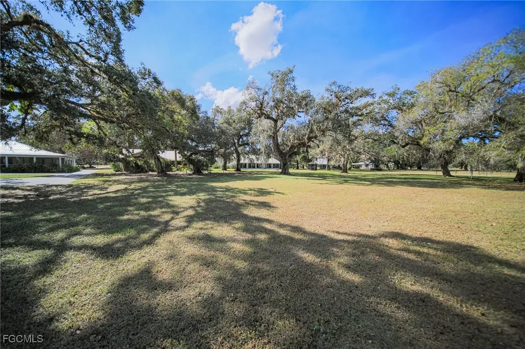 1250 Riverbend Drive Labelle FL 33935