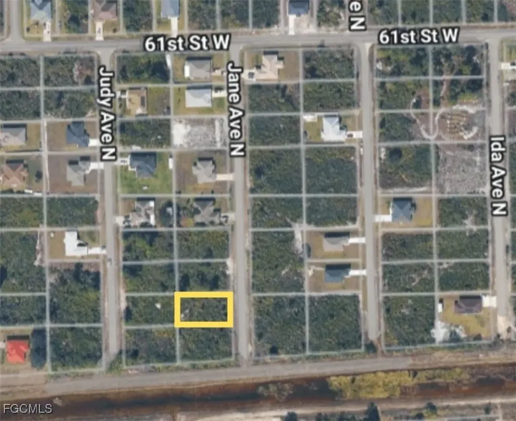 6005 Jane Avenue N Lehigh Acres FL 33971