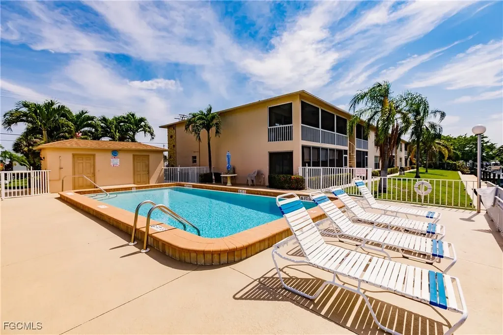 1304 Miramar Street Cape Coral FL 33904