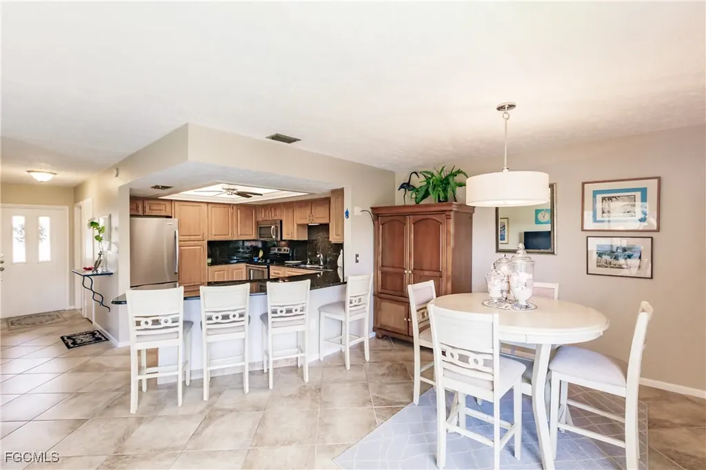 1304 Miramar Street Cape Coral FL 33904