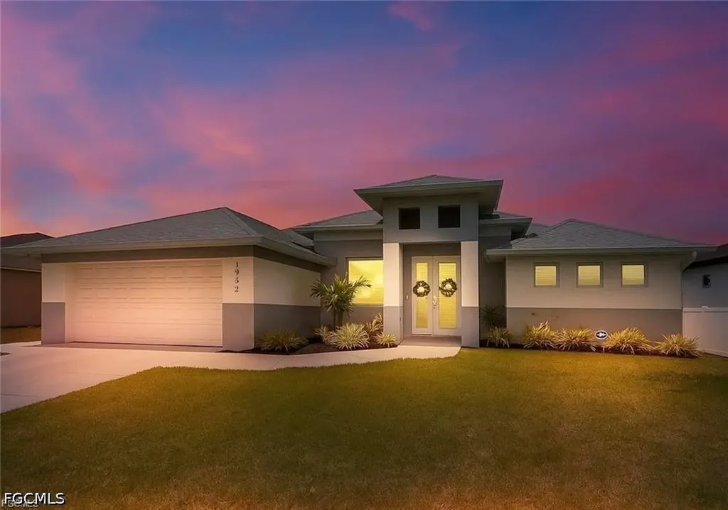 1922 NE 17th Place Cape Coral FL 33909