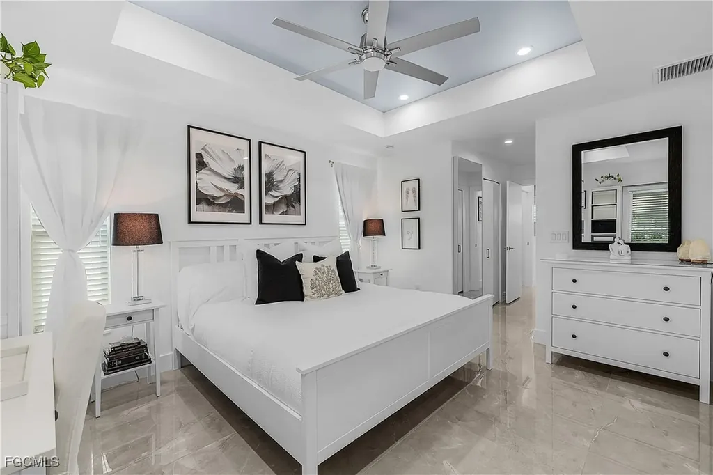 1922 NE 17th Place Cape Coral FL 33909