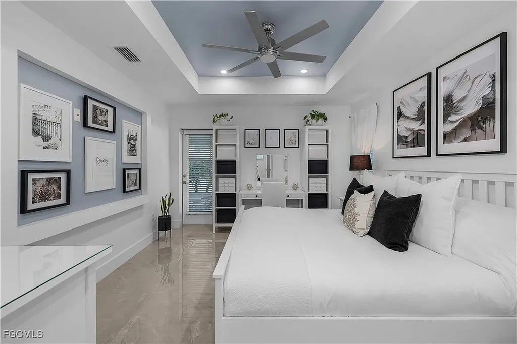 1922 NE 17th Place Cape Coral FL 33909