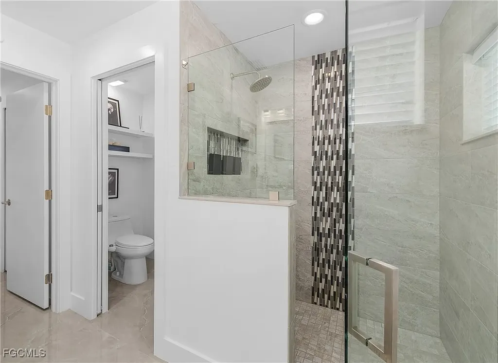 1922 NE 17th Place Cape Coral FL 33909